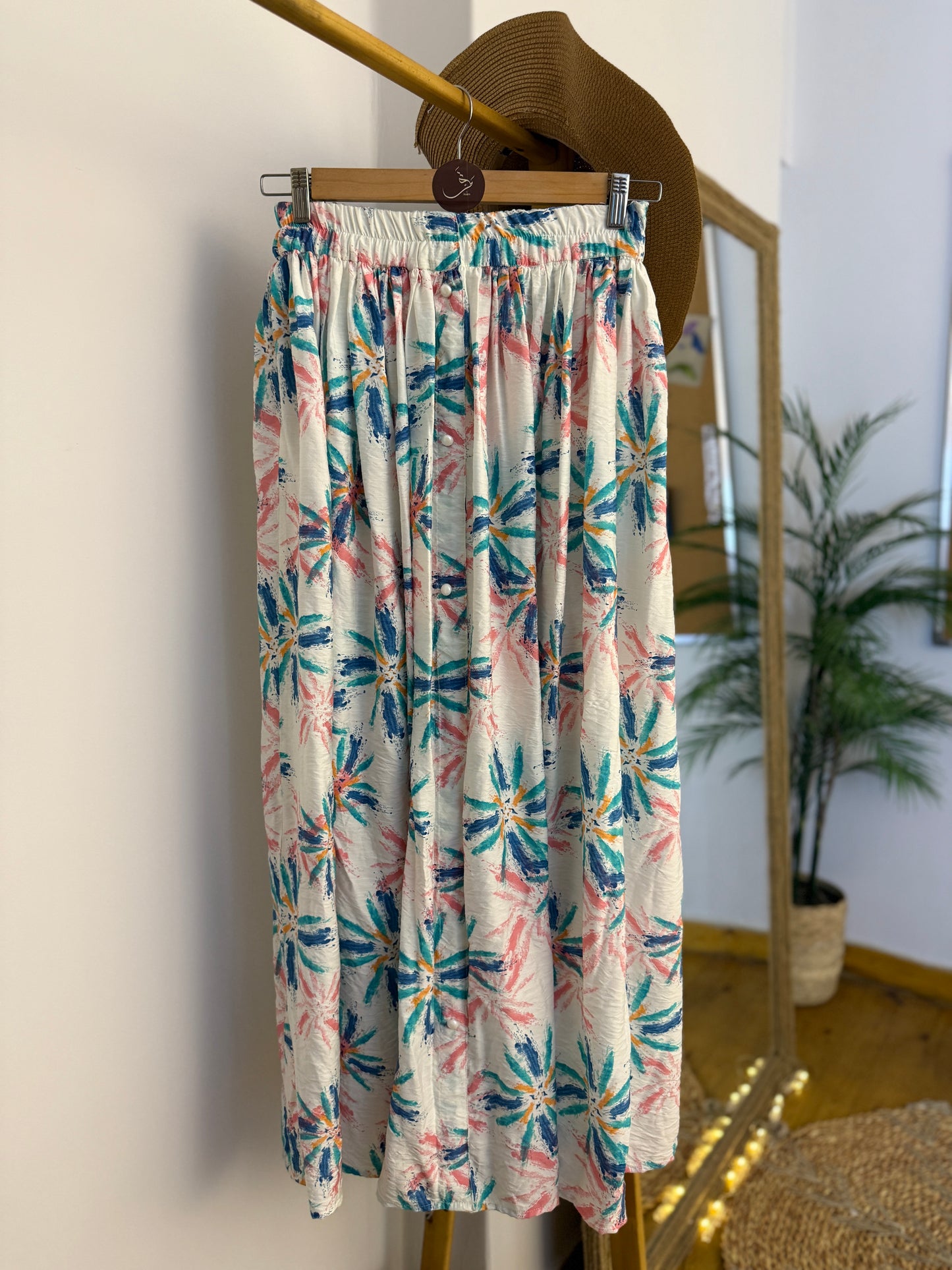FLOWER SKIRT - جيب ورد