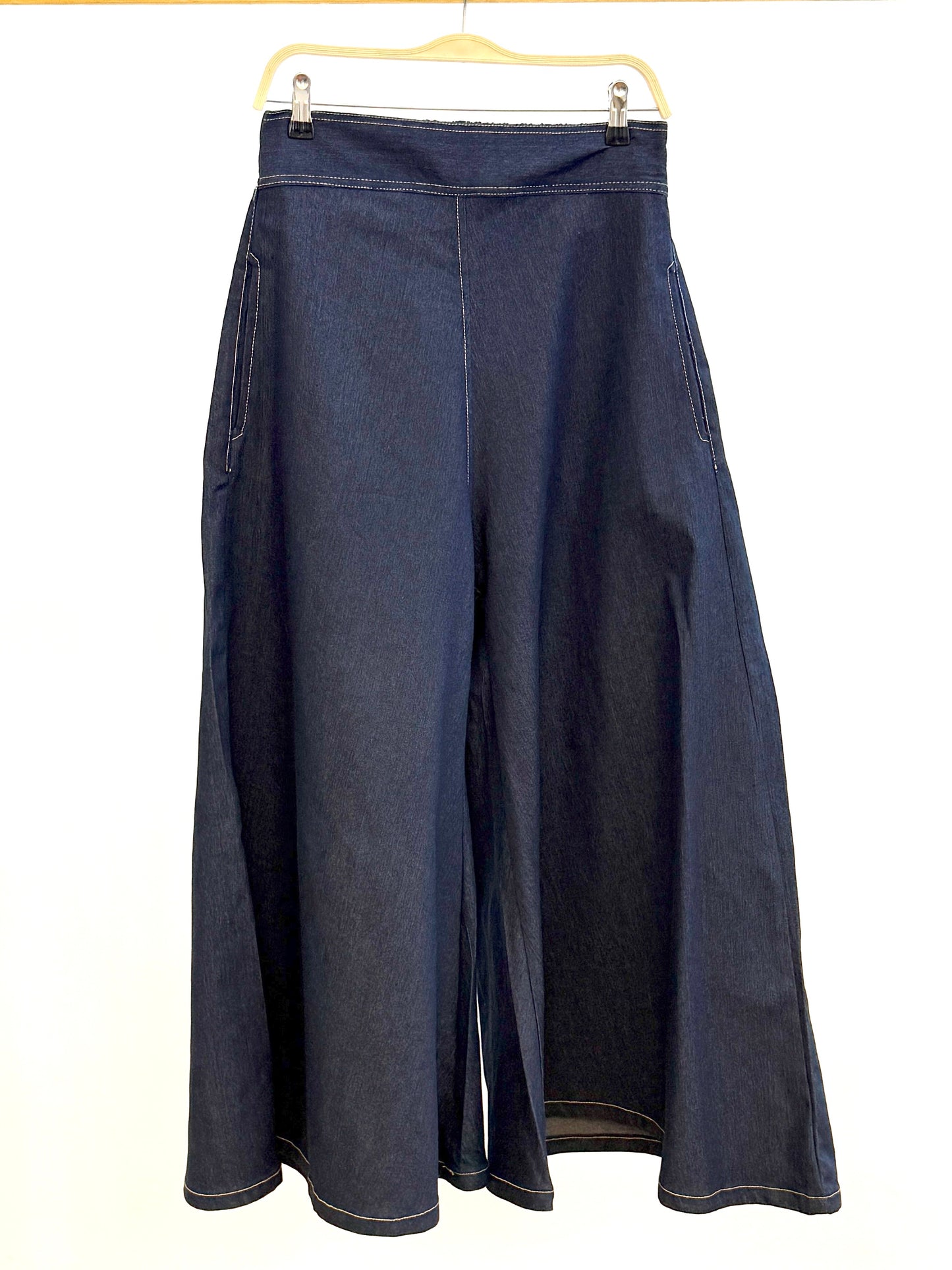 Wide-leg DENIM PANTS